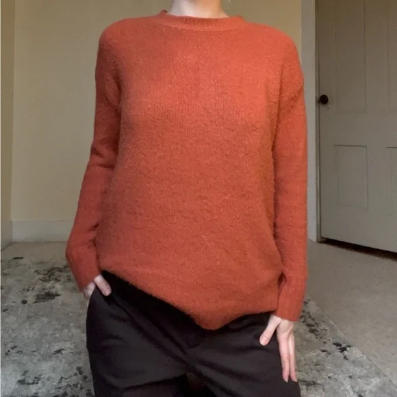 Philosophy Orange Crew Neck Sweater with Relaxed Fit Comfy Stretchy Layers NWOT - Picture 9 of 10